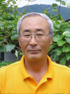 靍田 博史